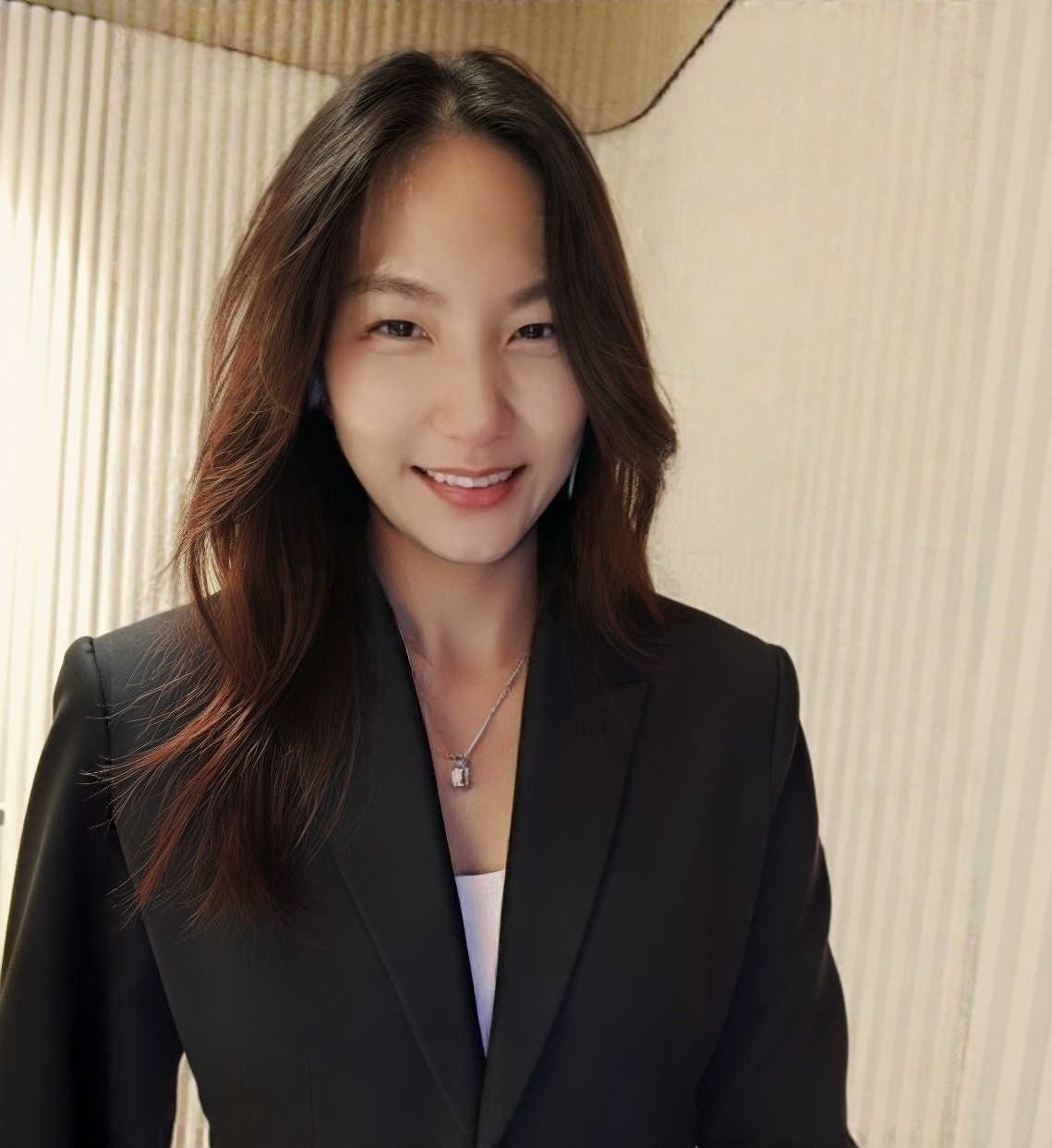 Profile image of Monique Su, Senior Finance Manager, Starhub