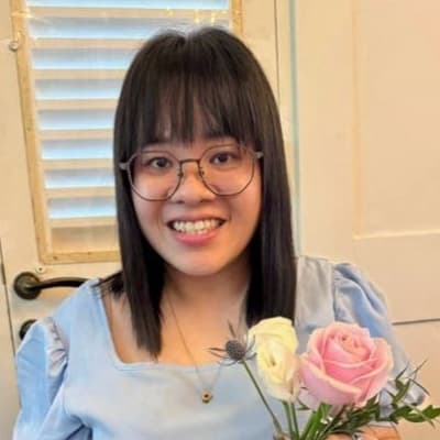 Profile image of Ka Min, Founder of Decipher Words, Translator and Educator, Decipher Words